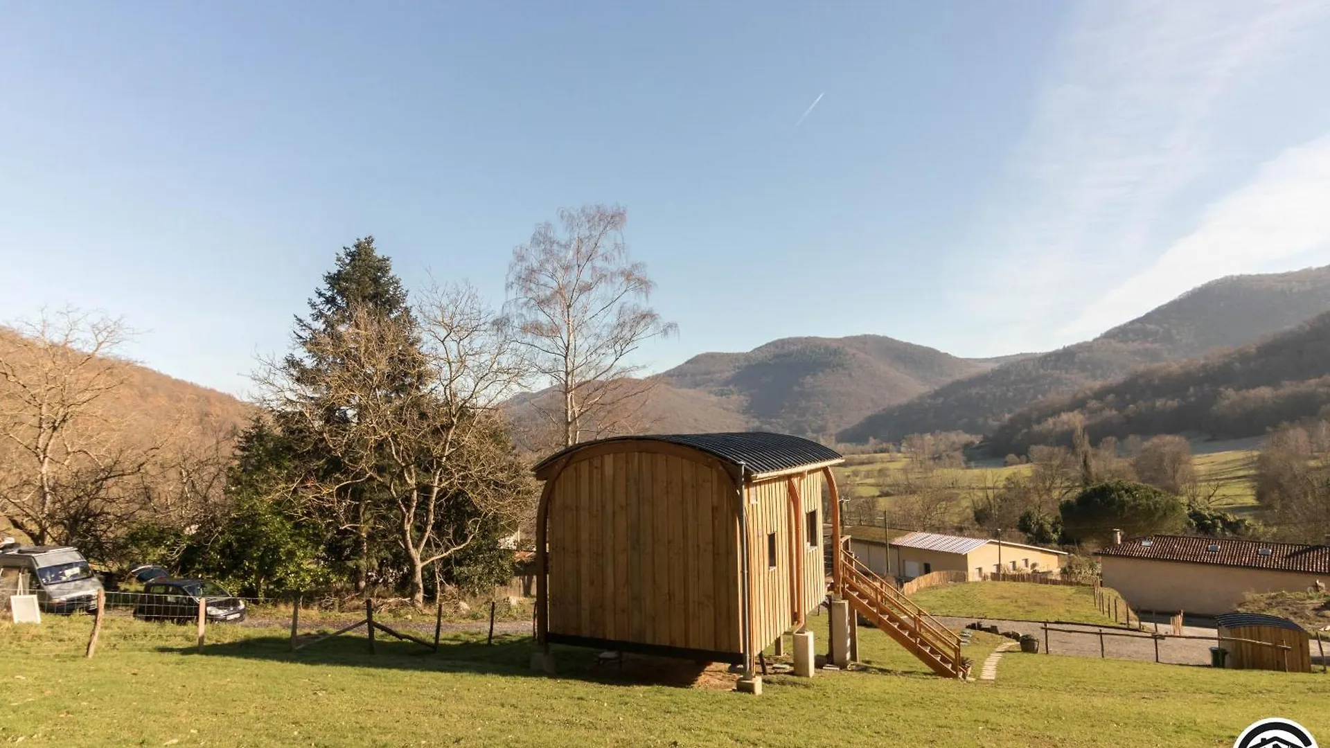 Gite Cabane Insolite Pyrenees Sauveterre-de-Comminges Holiday home